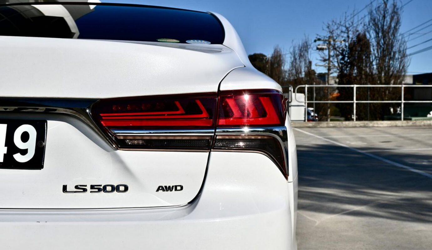 2020 Lexus LS 500 F Sport VXFA50R