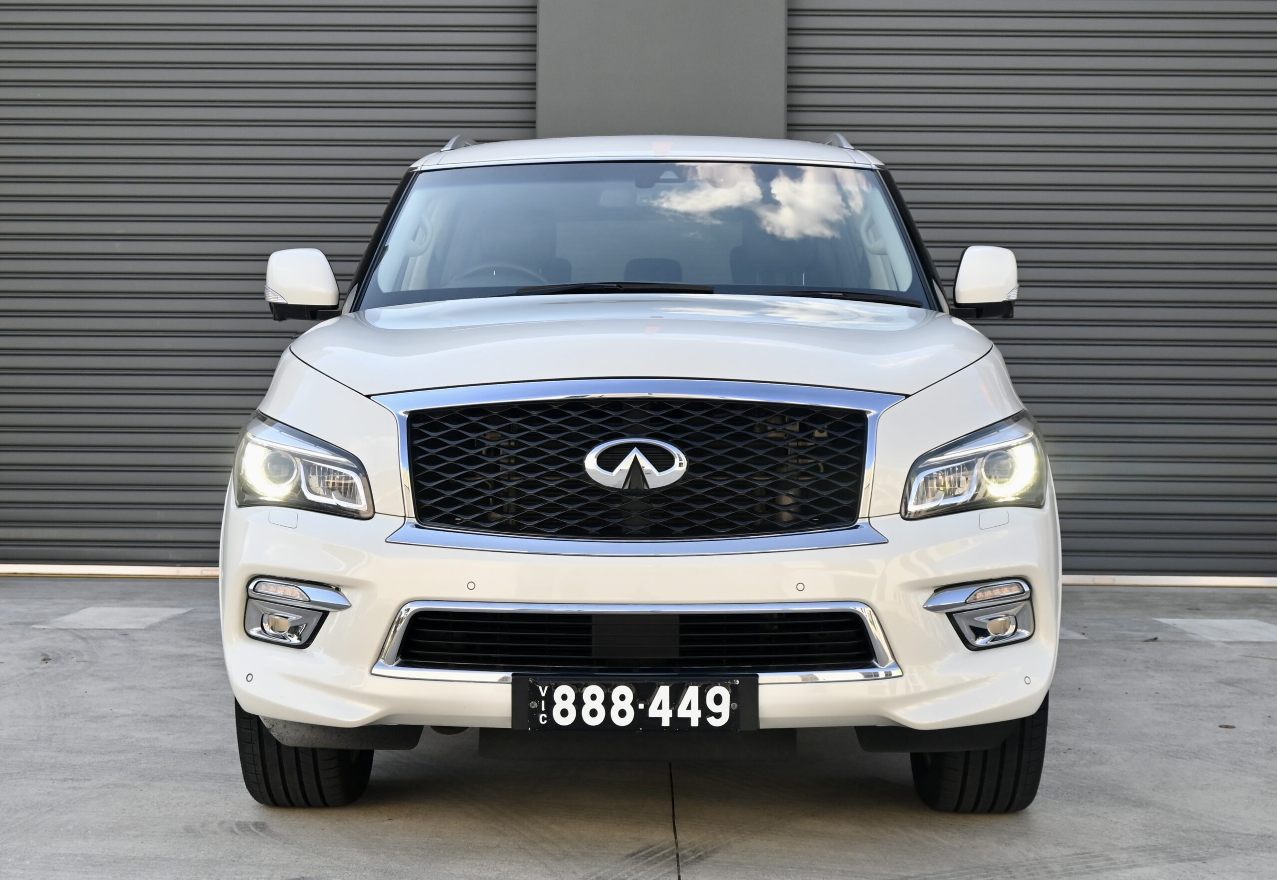 2017 INFINITI QX80 S Premium Auto 4×4 MY18
