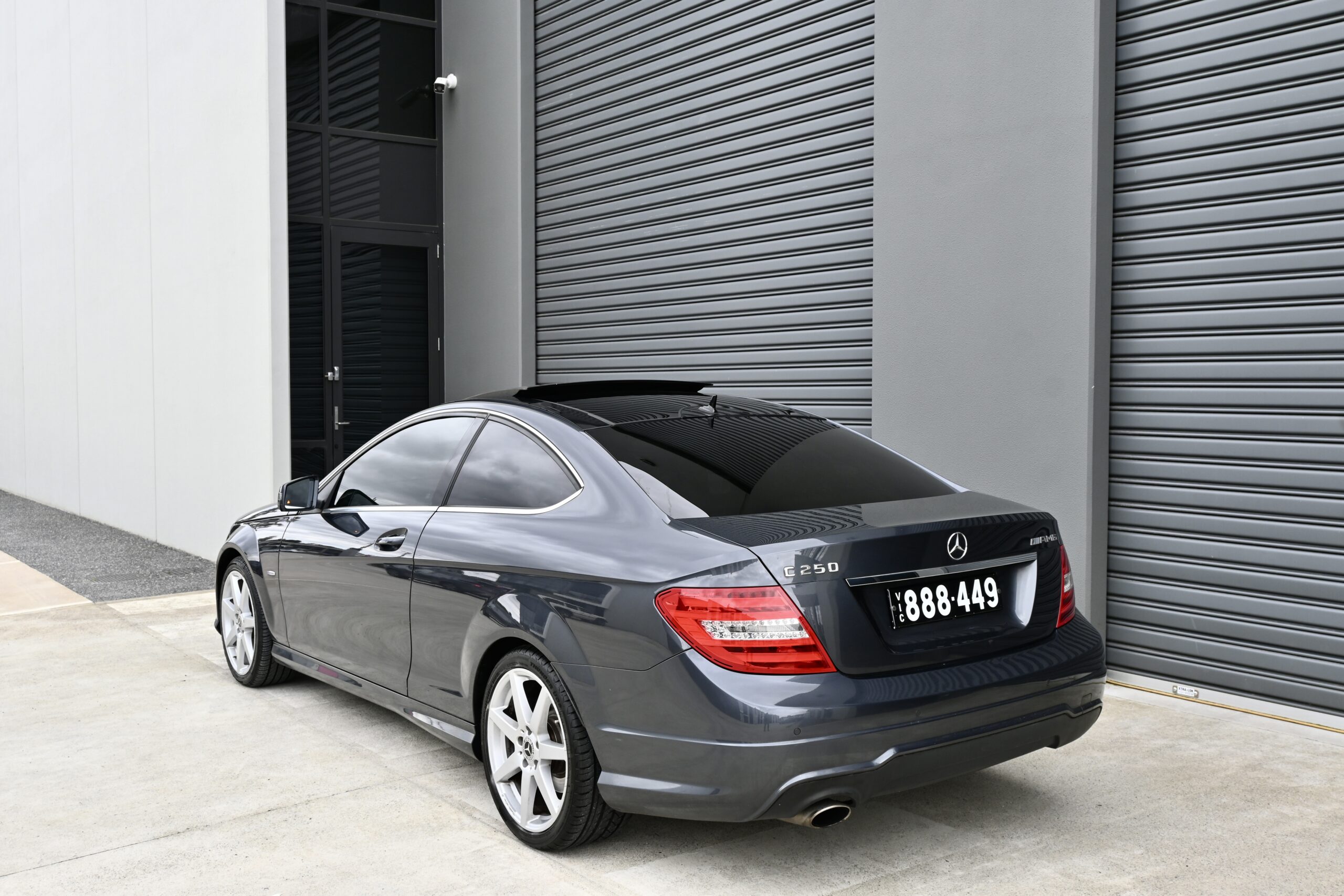 MERCEDES-BENZ C250 2012