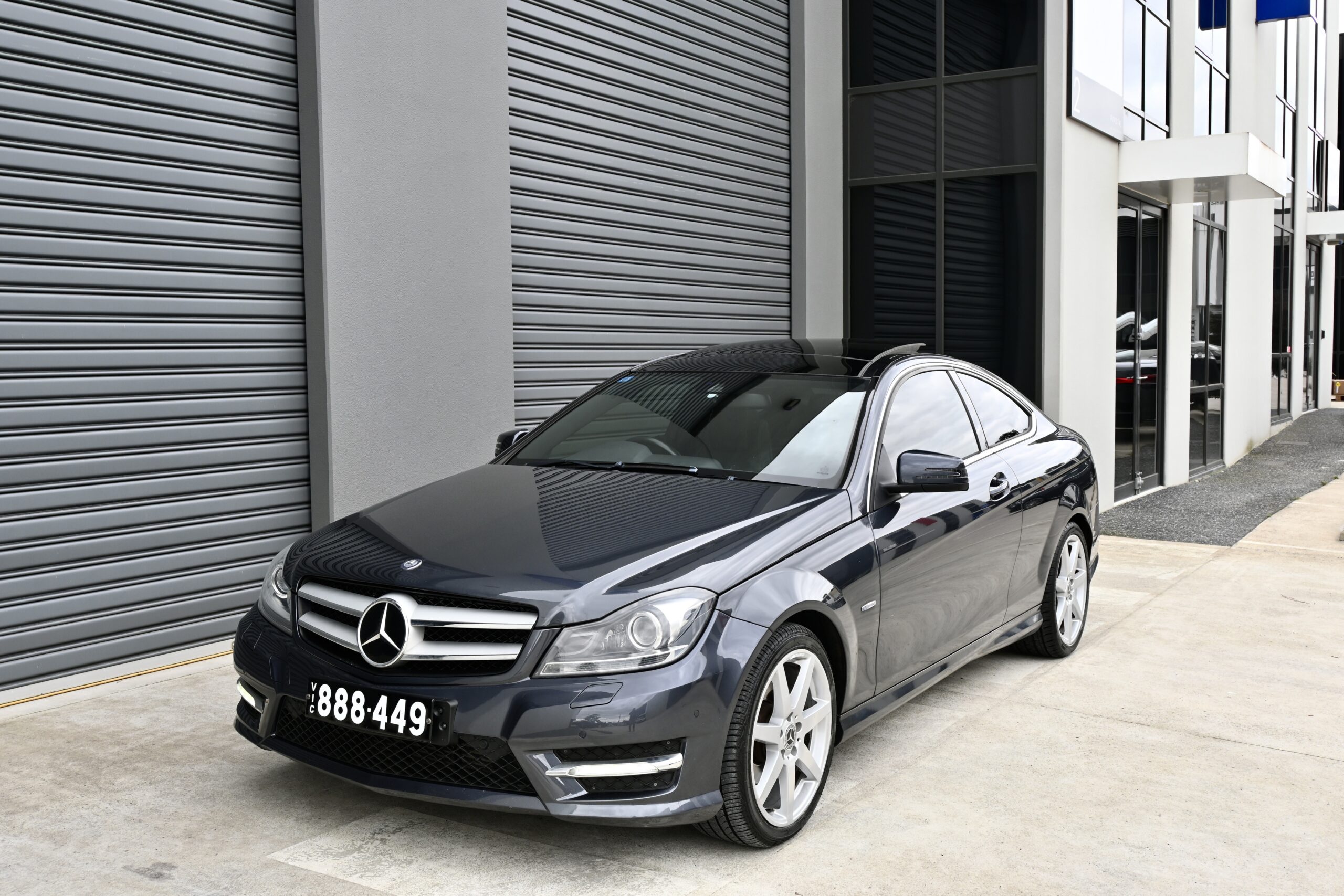 MERCEDES-BENZ C250 2012
