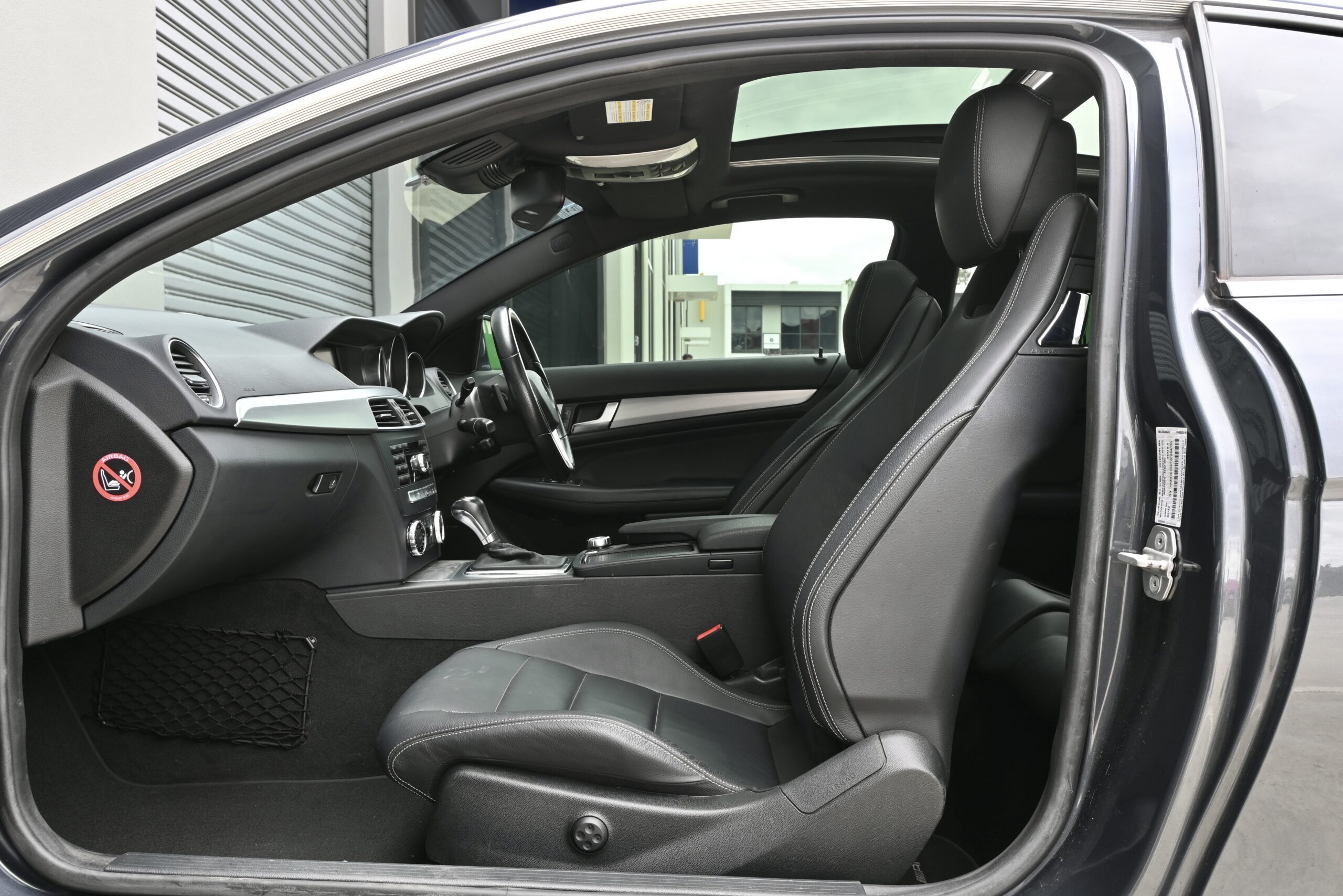 MERCEDES-BENZ C250 2012