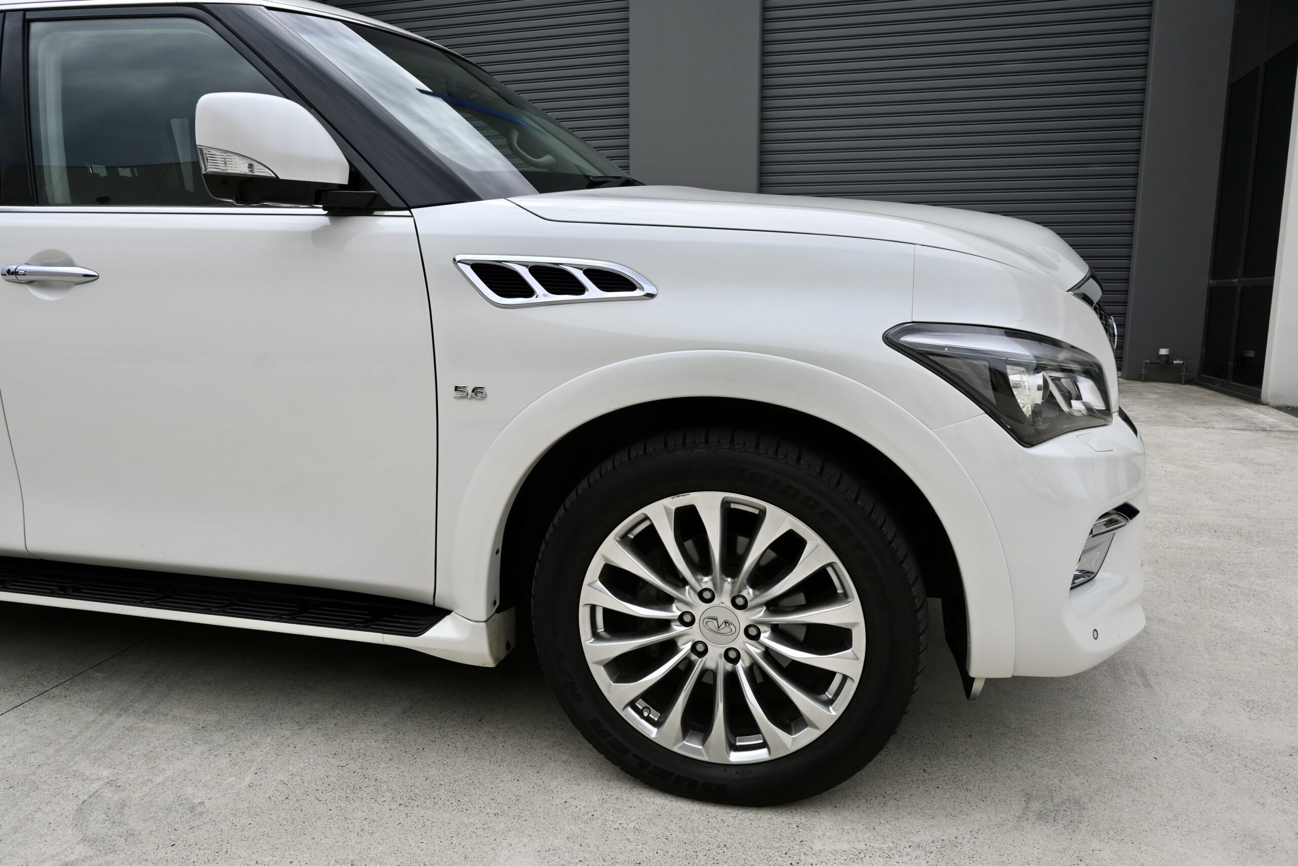 2017 INFINITI QX80 S Premium Auto 4×4 MY18
