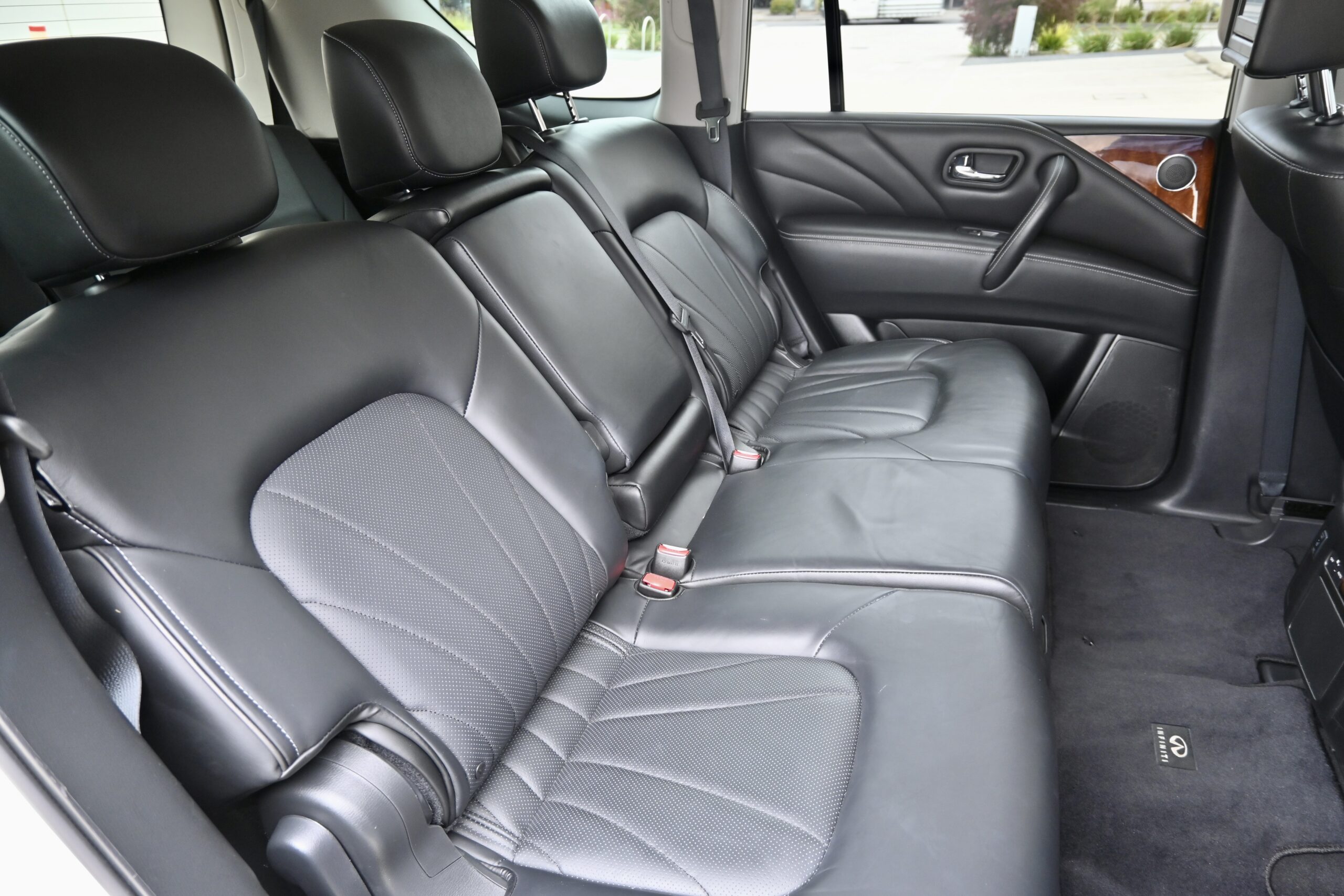 2017 INFINITI QX80 S Premium Auto 4×4 MY18