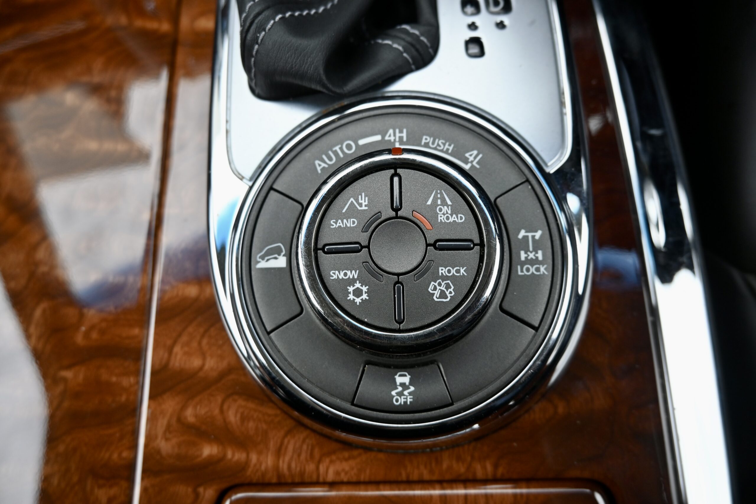 2017 INFINITI QX80 S Premium Auto 4×4 MY18
