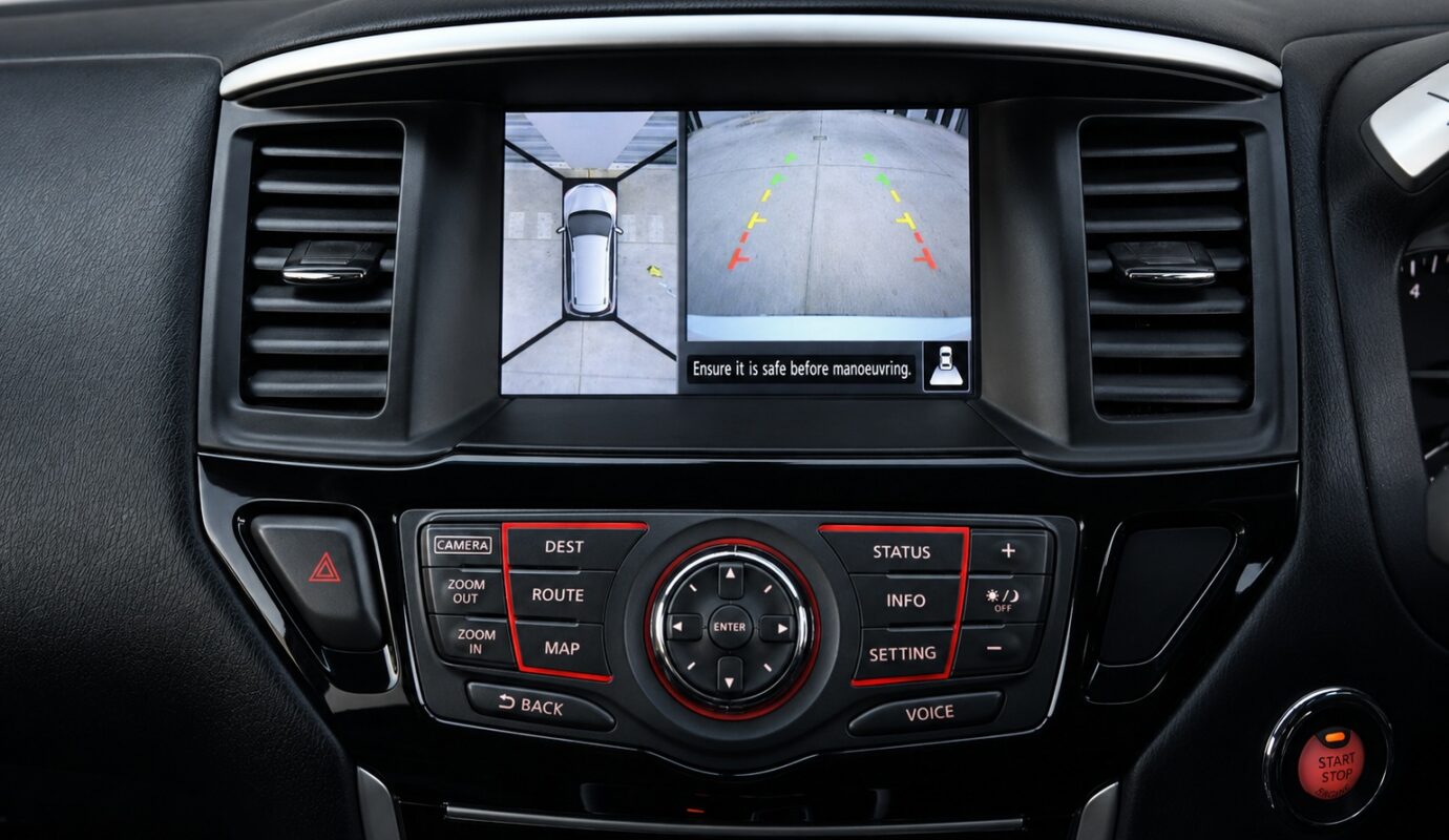 NISSAN PATHFINDER ST-L (4×2)