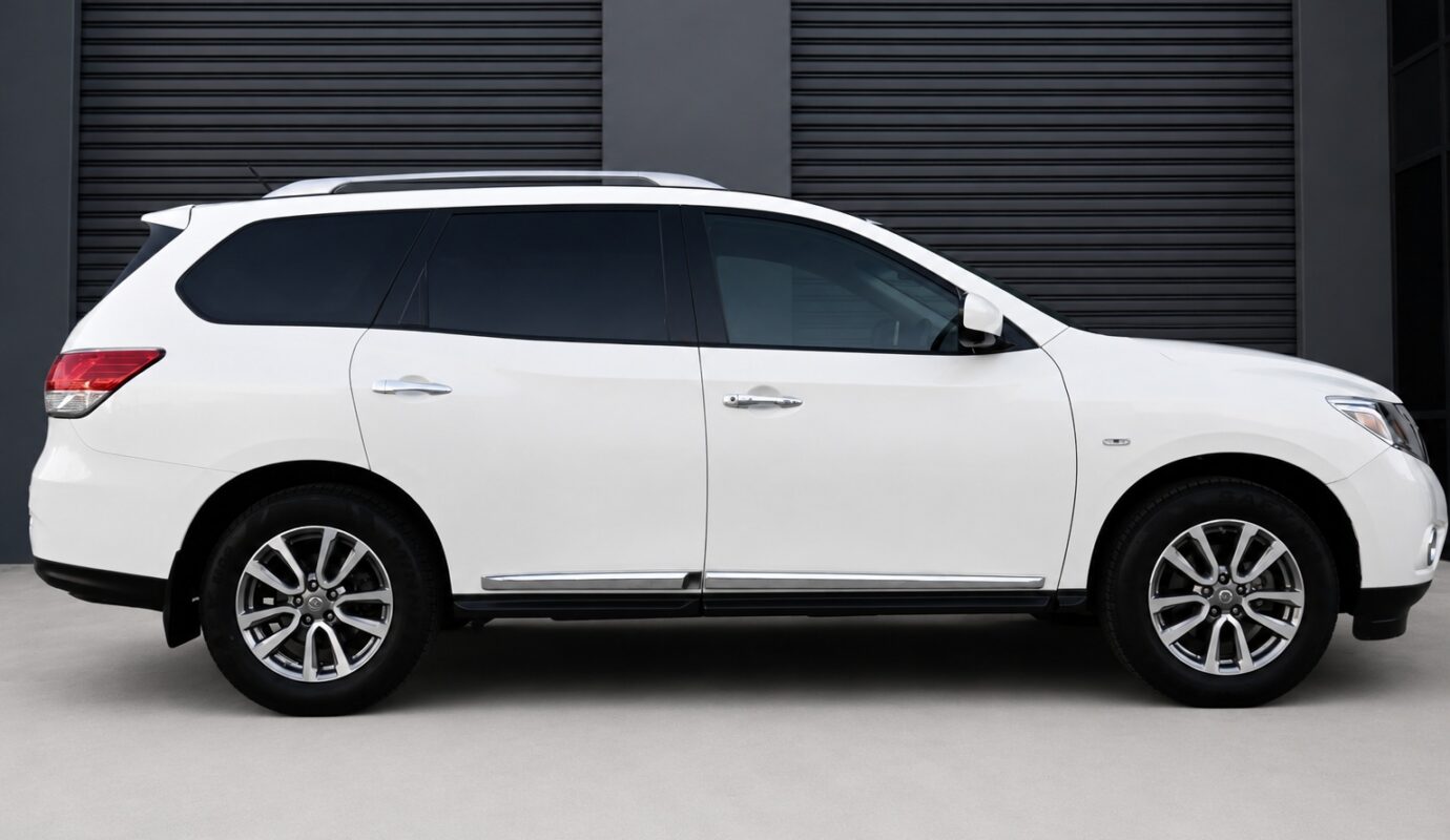 NISSAN PATHFINDER ST-L (4×2)