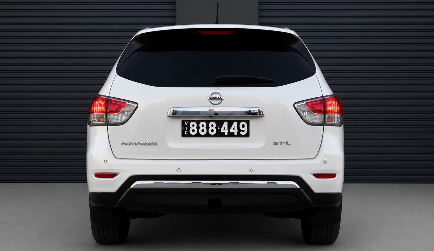 NISSAN PATHFINDER ST-L (4×2)